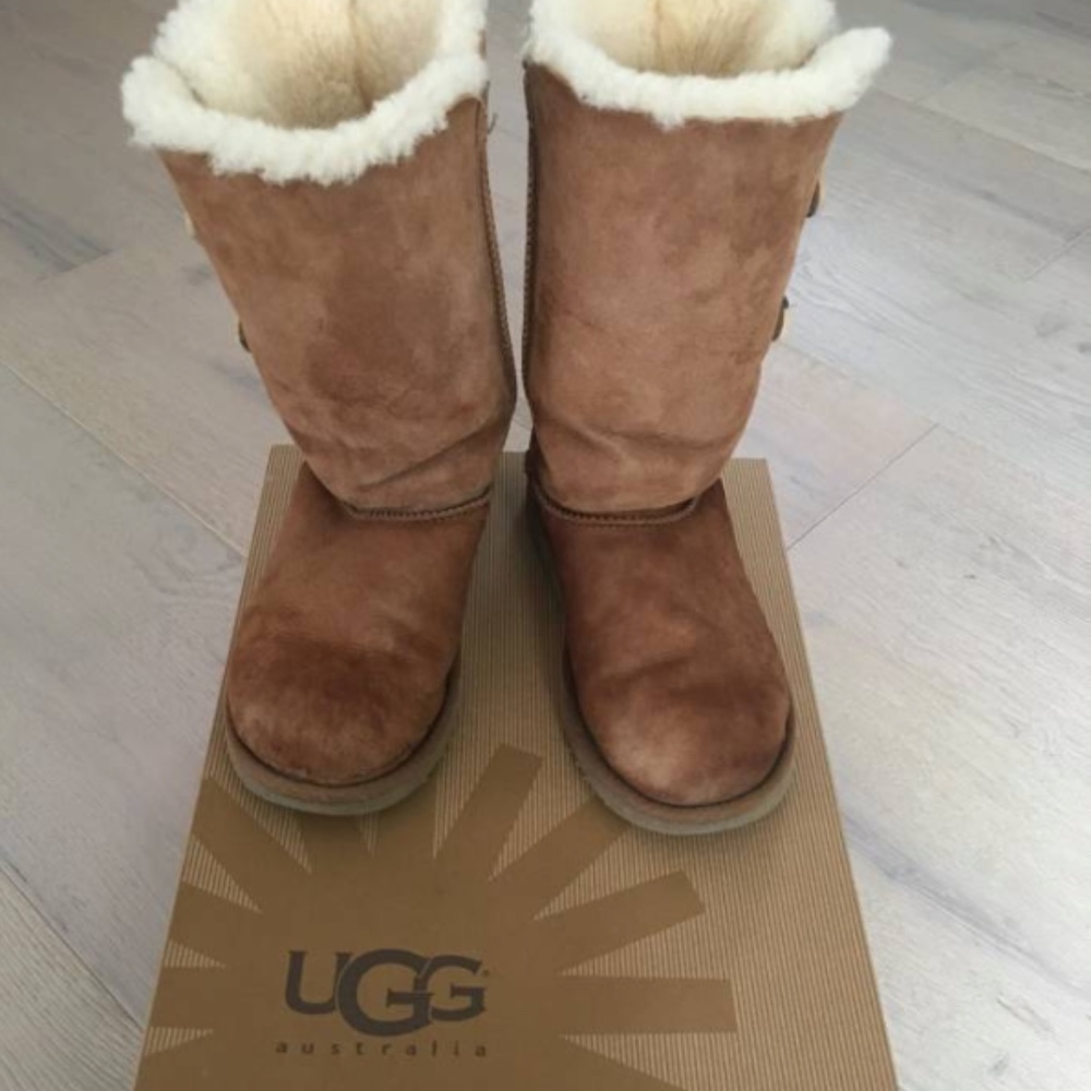 Ugg Bailey Button Triple Boots